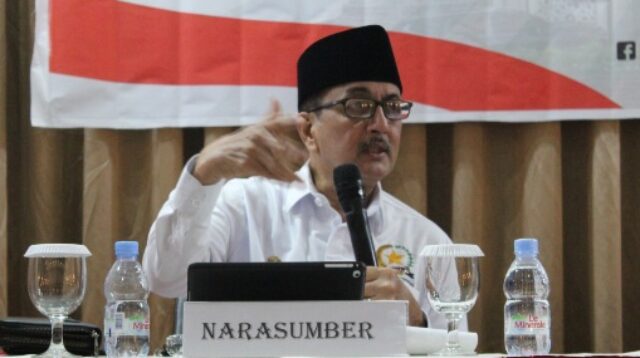 Dunia Pendidikan Sulteng Bikin Khawatir, Prof Zainal Prihatin Kasus Keracunan MBG dan Perundungan