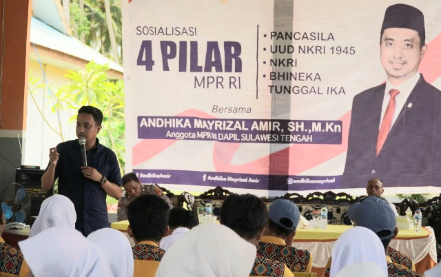 Senator Andhika Amir Ajak Siswa SMA 1 Nuhon Amalkan 4 Pilar Kebangsaan