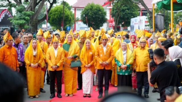 Gubernur Anwar Hafid dan Wali Kota Hadianto Rasyid Makin Akrab di Momen HUT Palu ke-47