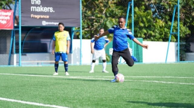 Pemprov Sulteng Menang Comeback Lawan Jurnalis Palu FC, Anwar Hafid Cetak Hattrick