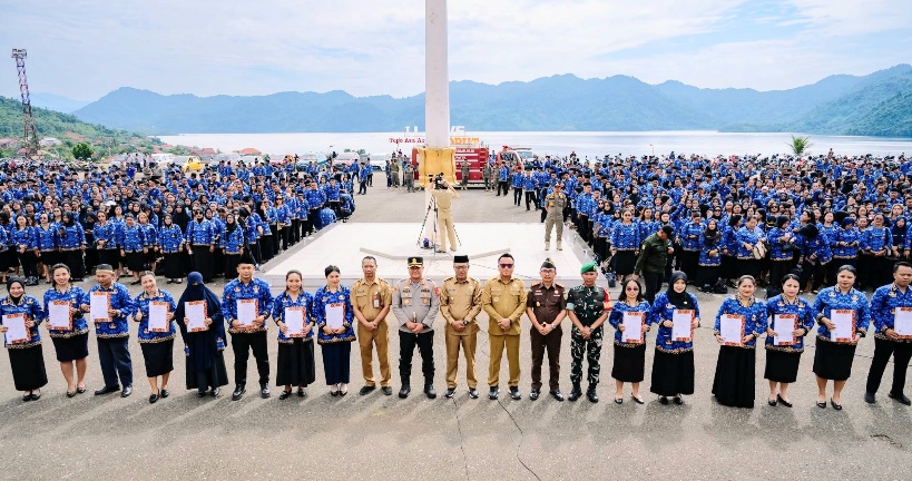 Bersuka Cita, Ribuan PPPK Morowali Utara Formasi 2024 Terima SK