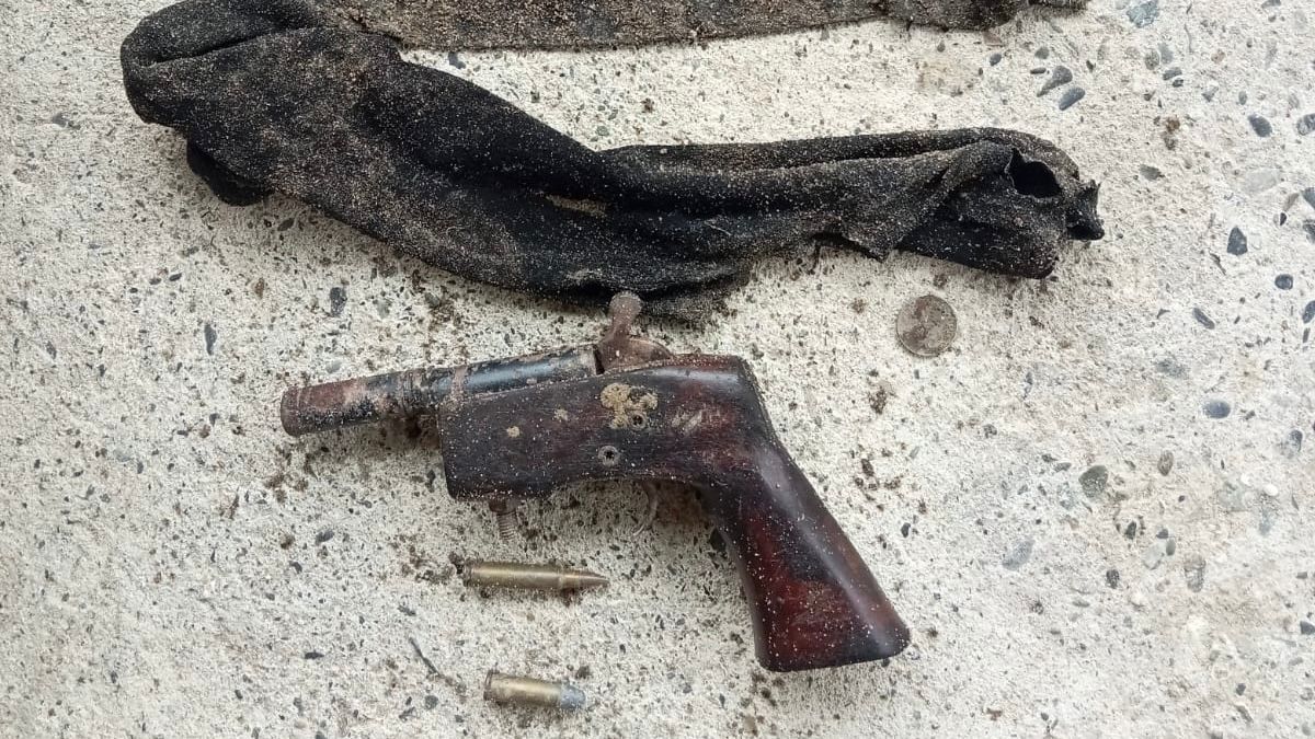 Warga Sausu Temukan Senpi yang Sudah Tahunan Terkubur