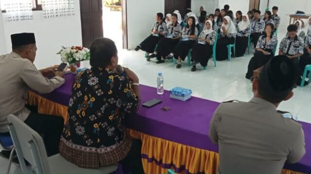 Siswa di Poso Diajak Cinta Tanah Air, Waspadai Paham Radikal