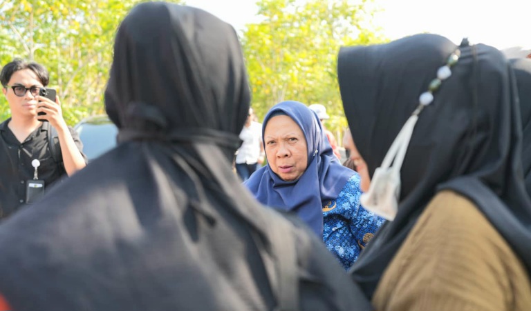 Warga LIK Tondo Bertemu Wagub, Dua 'Surat Sakti' Gubernur Sulteng Bikin Selamat dari Penggusuran