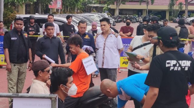 Rekonstruksi Kasus Penikaman di Bukit Sofa, Korban Berkata Ini kepada Istrinya sebelum Meninggal