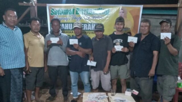 Kemeriahan Lomba Perahu-perahu di Petasia Timur di Momen HUT ke-61 Partai Golkar