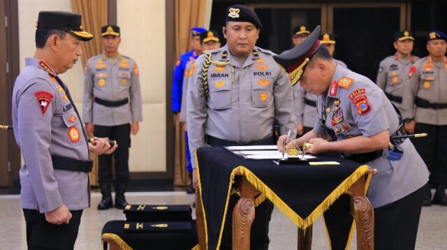 Kapolri Lantik Irjen Pol Endi Sutendi sebagai Kapolda Sulteng