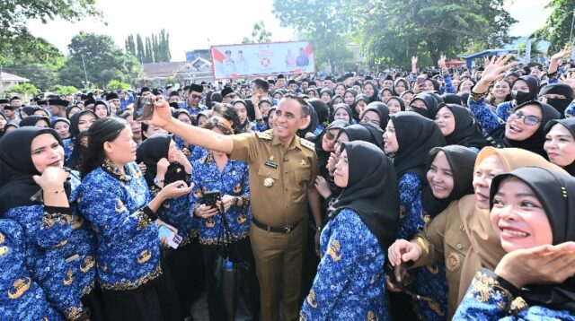 Gubernur Sulteng Serahkan SK 1.103 PPPK Pemprov, Didominasi Tenaga Guru