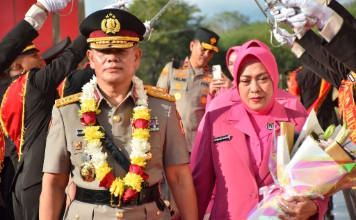 Sedih dan Haru Iringi Pelepasan Mantan Kapolda Sulteng Irjen Pol. Agus Nugroho