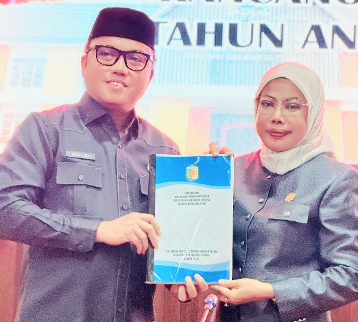 Bupati Morut Sampaikan Rancangan KUA-PPAS 2026, Ketua DPRD Ingatkan soal Waktu