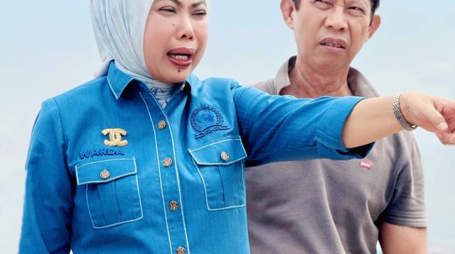 Kawal Penataan Ibu Kota Kolonodale, Ketua DPRD Morut Tinjau Penimbunan Tanggul Pelangi