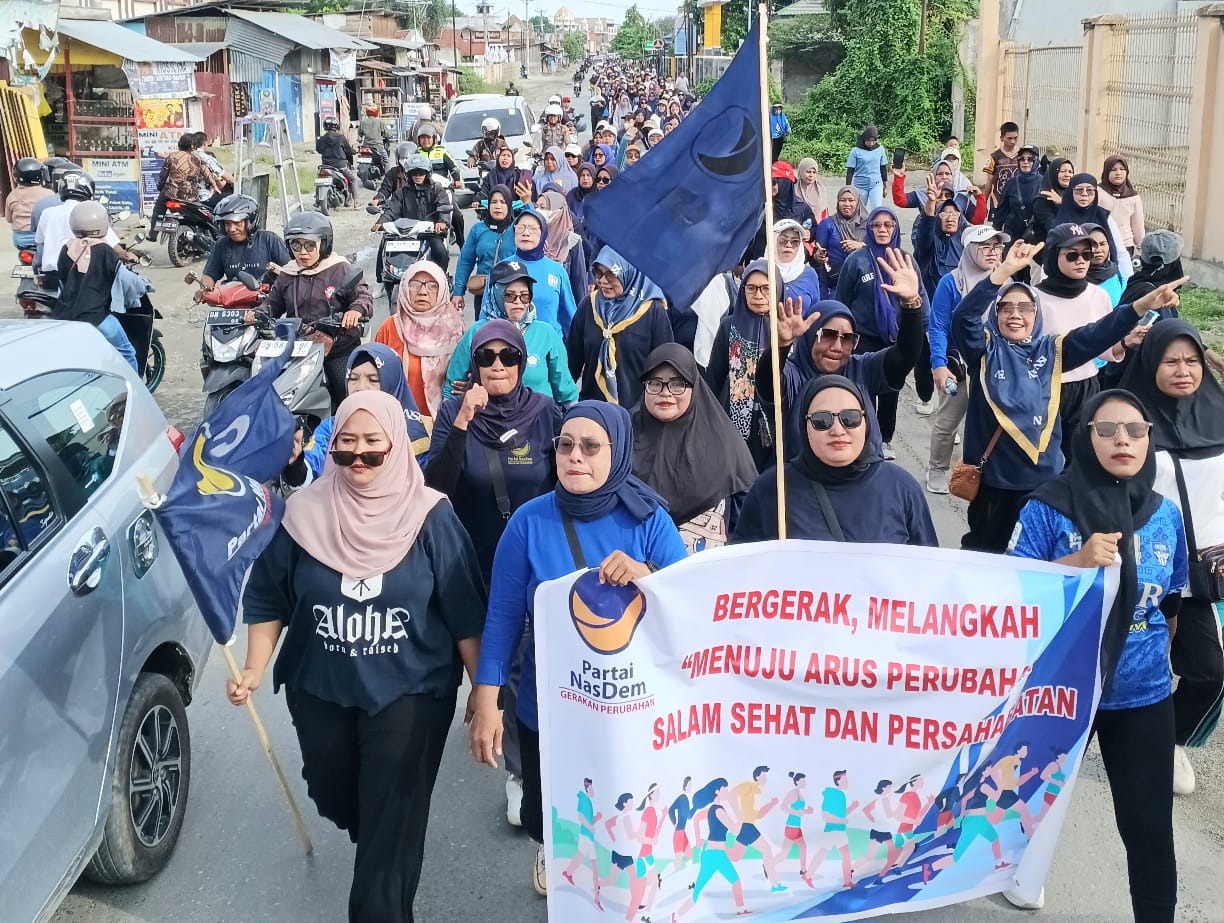 Meriah, Seribu 'Ras Terkuat di Muka Bumi' Ikut Jalan Santai Partai NasDem Sigi