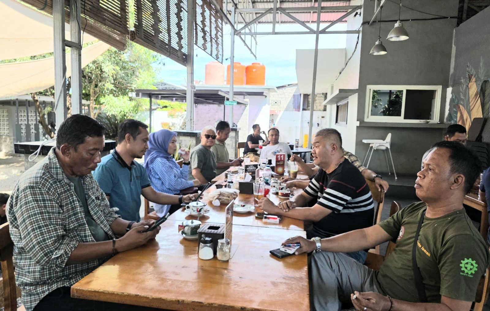 Bantu Rekan Sejawat, Jurnalis Palu Salurkan Donasi Bencana Alam Aceh