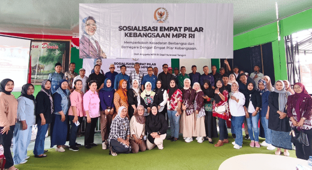 NSL Sosialisasi Empat Pilar Kebangsaan dan Serahkan Bantuan PIP di Sigi
