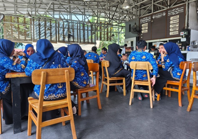 ASN Bolos Kerja dan Nongkrong di Warkop, Komnas HAM Sulteng: Rugikan Hak Masyarakat