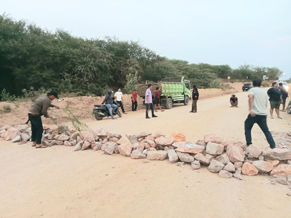 Buntut Laporan ke Ditjen Gakkum ESDM, Warga Poboya Blokade Akses ke CPM