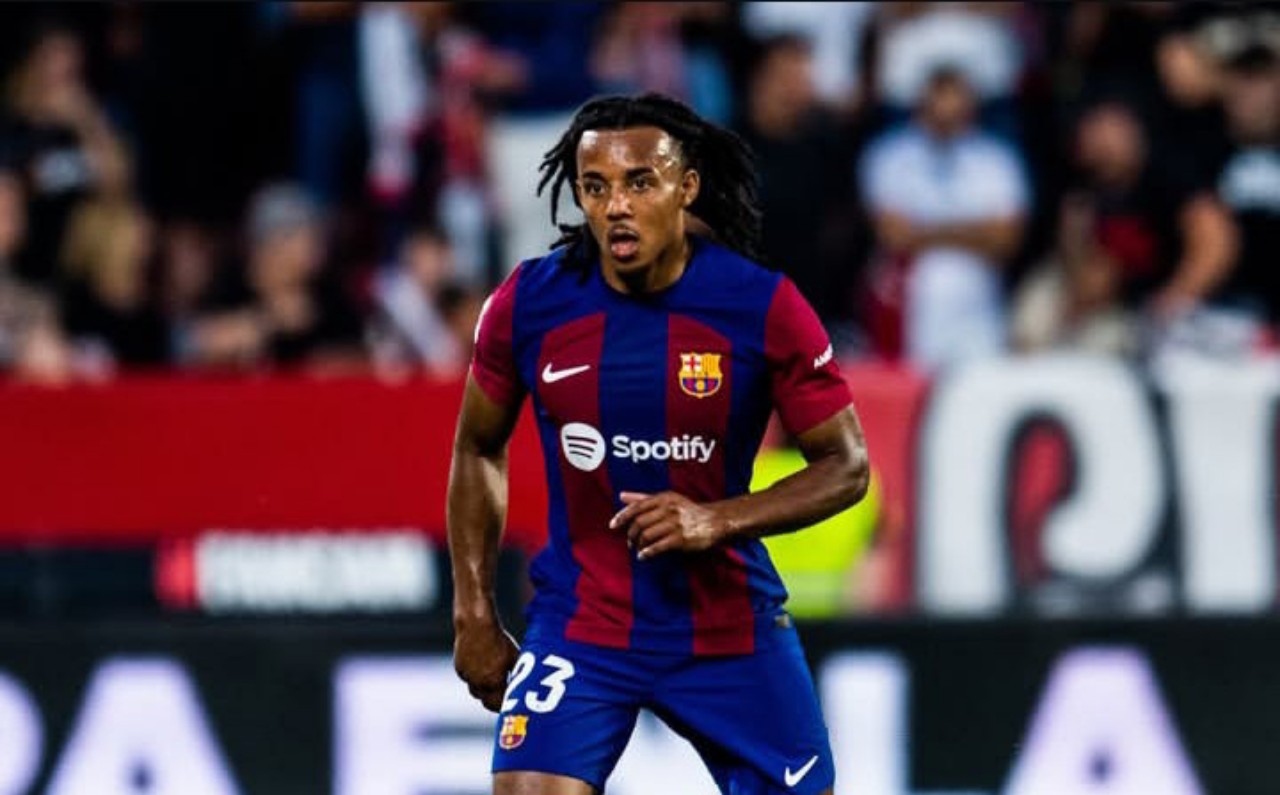 Chelsea Nyalakan Operasi Jules Kounde, Barcelona Siap Diuji Tawaran Besar