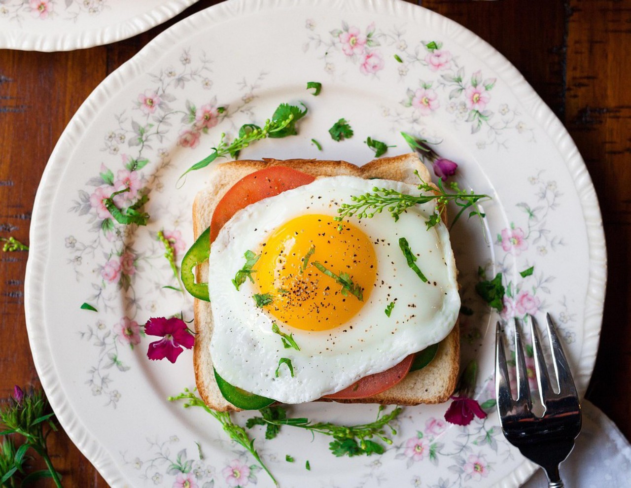 10 Menu Sarapan Terbaik untuk Meningkatkan Metabolisme dan Membakar Lemak Lebih Cepat