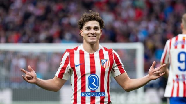 Barcelona Siapkan Rencana Cadangan di Lini Depan, Jika Gagal Gaet Julian Alvarez