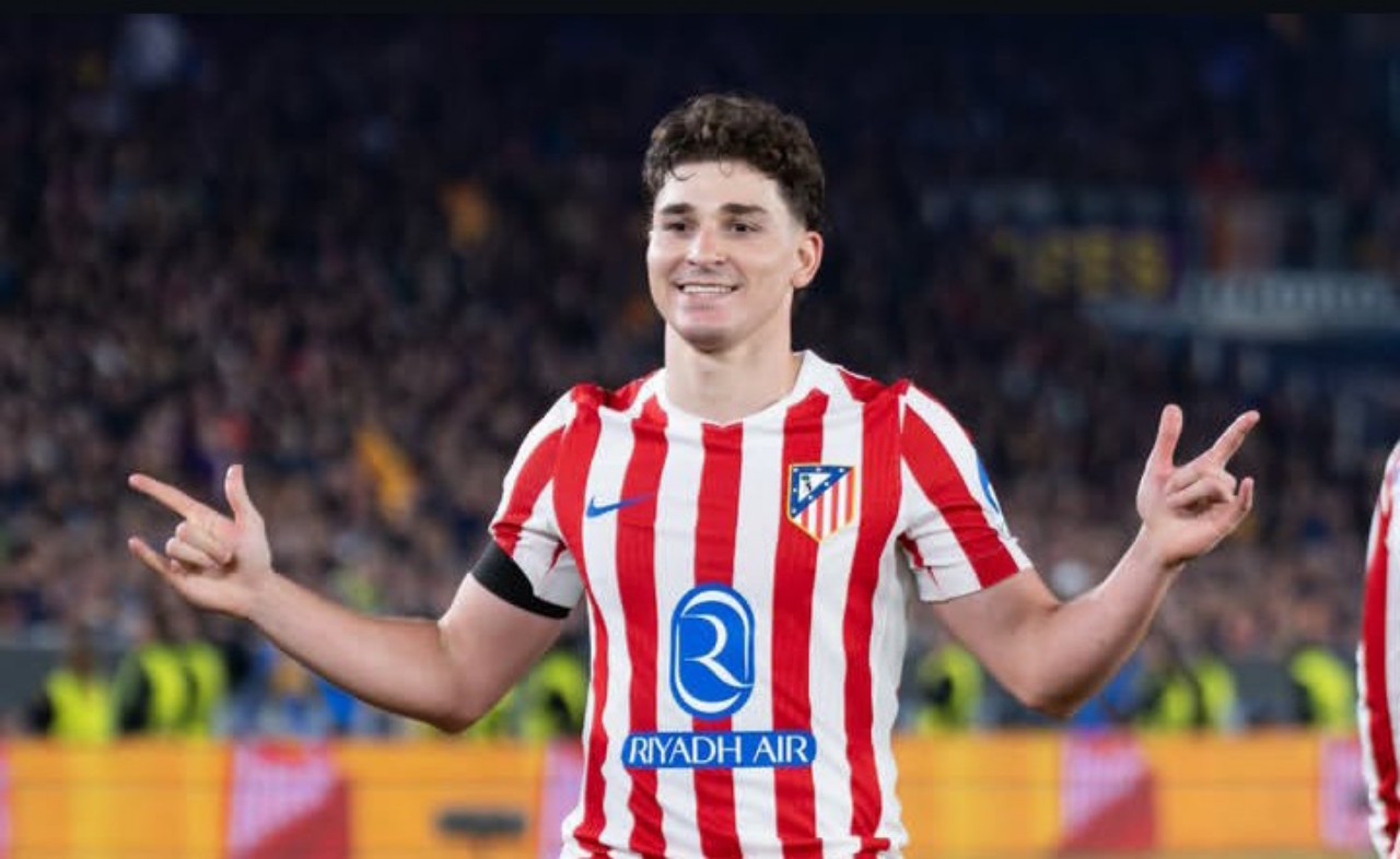 Barcelona Mulai Gerak! Negosiasi Julian Alvarez Siap Dimulai, Tapi Atletico Pasang Harga Gila