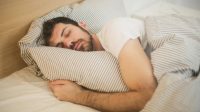 Susah Tidur? 3 Kebiasaan Sederhana ini Dapat Atasi Insomnia Secara Alami