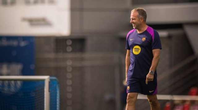 Opsi Hemat di Bursa Transfer! Barcelona Temukan Bek Murah Pengganti Bastoni
