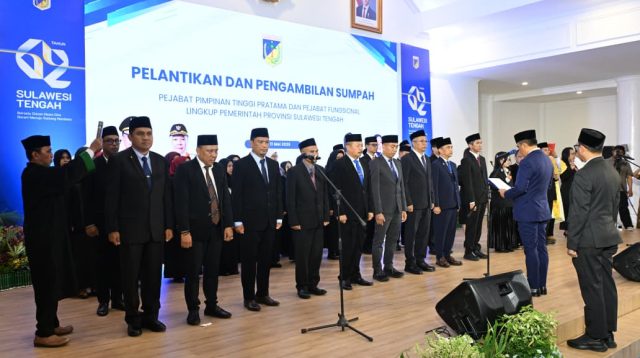 Gubernur Sulteng Anwar Hafid Lantik Puluhan Pejabat Pemprov, 10 Diantaranya Pimpinan Tinggi Pratama