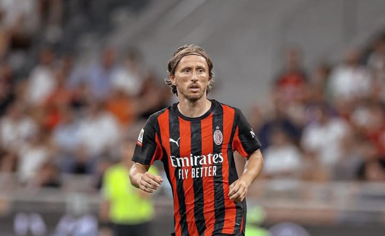 Masa Depan Modric di Milan Terancam, Rossoneri Menunggu Keputusan Sang Maestro