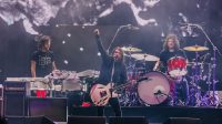 Foo Fighters Foo Fighters Gandeng Kru Ski Ekstrem untuk Video Musik Penuh Adrenalin