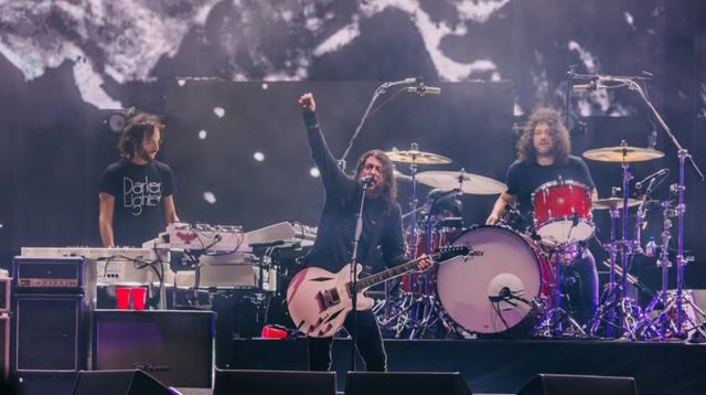 Foo Fighters Gandeng Kru Ski Ekstrem untuk Video Musik Penuh Adrenalin