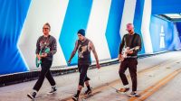 Blink-182 Rayakan 25 Tahun Album Ikonik dengan Vinyl Eksklusif dan Lagu Bonus Rahasia