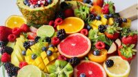 Ingin Tubuh Sehat Tanpa Suplemen? Konsumsi 4 Buah Kaya Nutrisi Ini