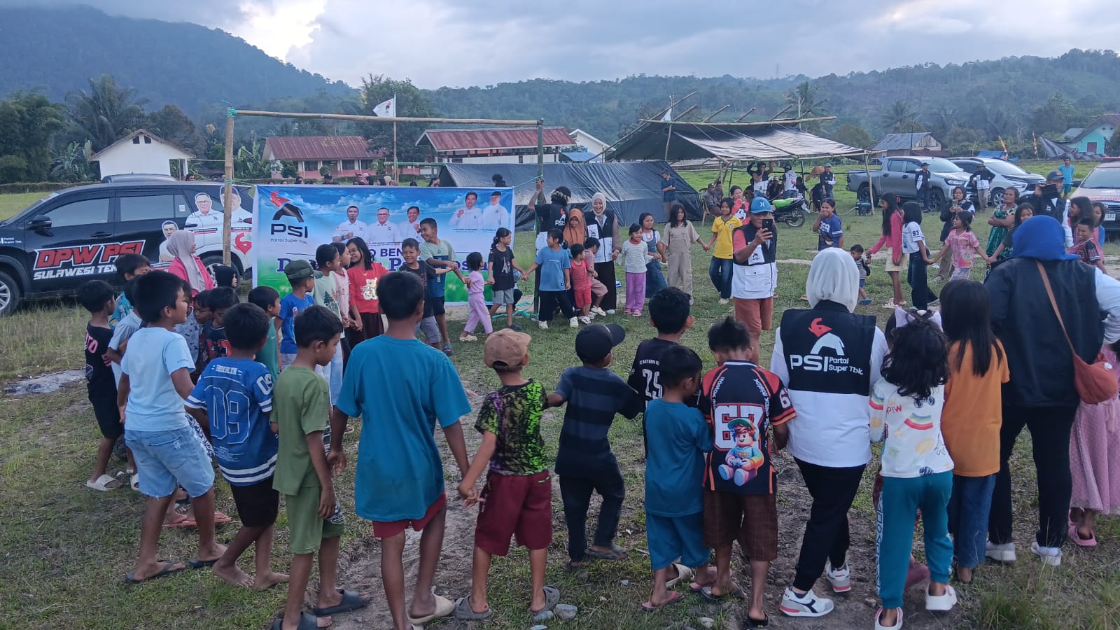 Anak-anak Korban Gempa Tersenyum Lagi, PSI Peduli Gelar Trauma Healing di Lembantongoa