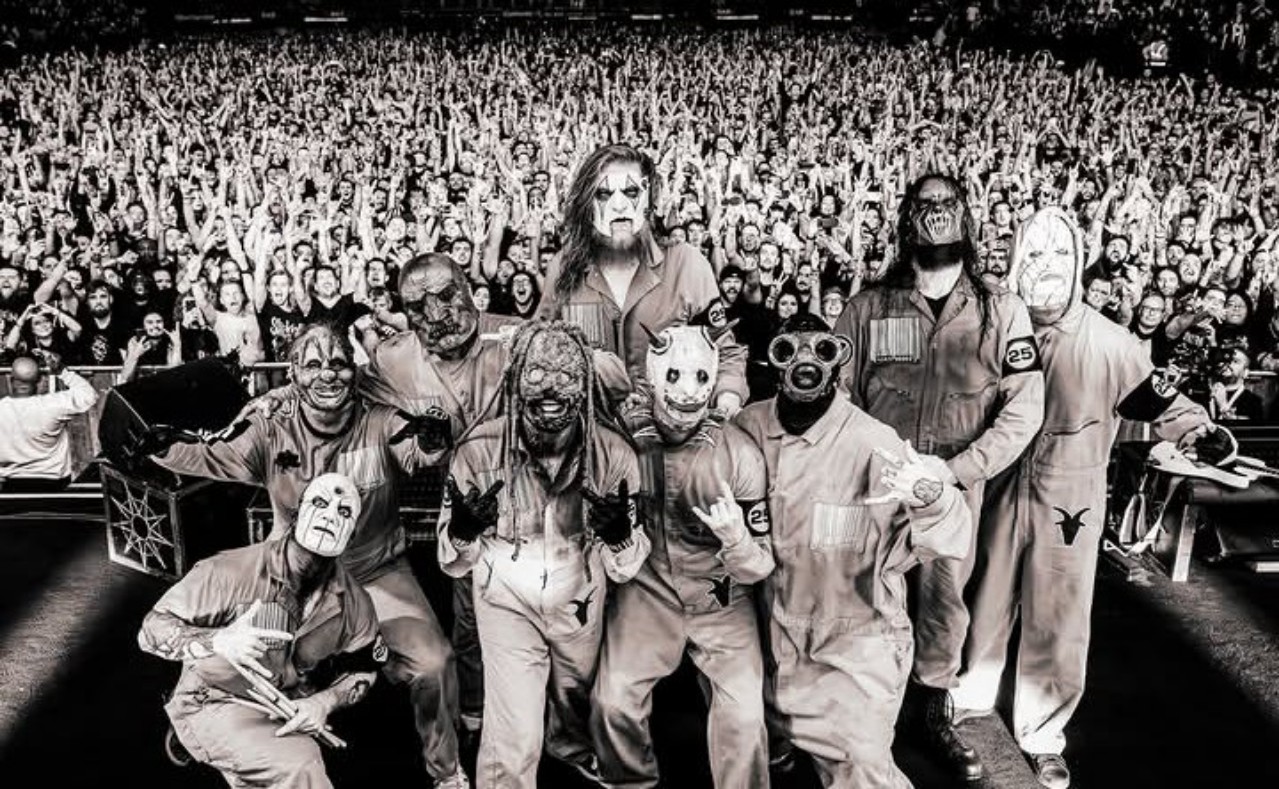 Buku Baru Bongkar Kisah Kelam di Balik Album Iowa Slipknot