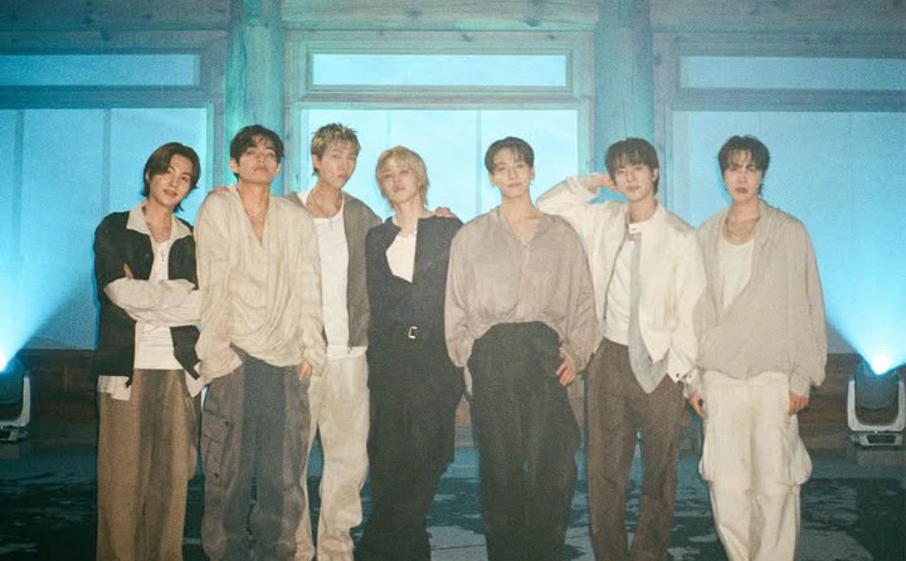 Busan Bergemuruh! BTS Gelar Dua Konser Stadion yang Tak Terlupakan Bersama ARMY