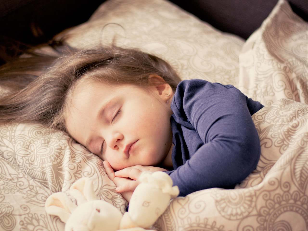 6 Kebiasaan Tidur Orang yang Jarang Sakit, Bisa Bantu Tingkatkan Sistem Imun
