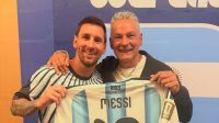 Lionel Messi dan Roberto Baggio Lionel Messi Beri Jersey kepada Roberto Baggio, Momen yang Viral di Media Sosial