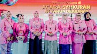 HUT Dekranas ke-46 Sry Nirwanti Bahasoan Kenalkan Tenun Donggala di HUT Dekranas ke-46