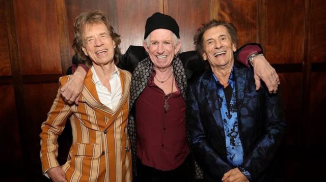Foreign Tongues Meledak, The Rolling Stones Resmi Samai Rekor Legendaris The Beatles