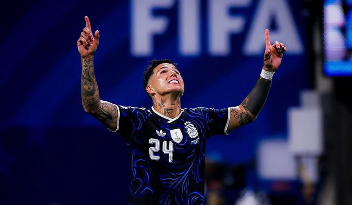 Enzo Fernandez Ingin Tinggalkan Stamford Bridge? Ini Analisis Pedas Emmanuel Petit