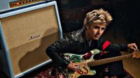 Terinspirasi Album Dookie, Marshall Luncurkan Ampli Signature Pertama Billie Joe Armstrong