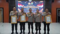 Kapolda Sulteng Serahkan Penghargaan Kapolri, Tiga Polres Raih Predikat Pelayanan Prima