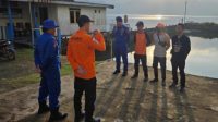 Karyawan PT UKK Hilang Usai Terjatuh dari Tongkang, Tim SAR Sisir Perairan Morut