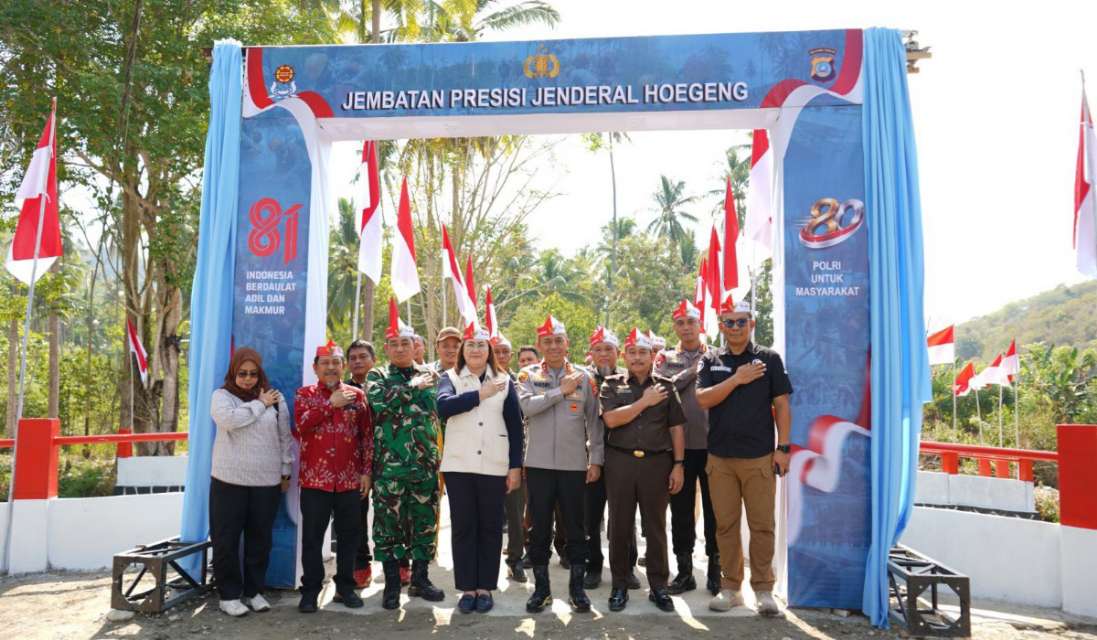 Kapolda Sulteng Resmikan Jembatan Presisi Jenderal Hoegeng, Akses Warga Donggala Kini Makin Cepat